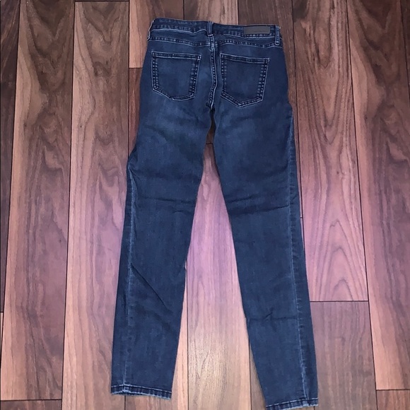 𝙲𝚊𝚕𝚟𝚒𝚗 𝚔𝚎𝚒𝚗 𝚓𝚎𝚊𝚗𝚜   𝙹𝚎𝚐𝚐𝚒𝚗𝚐 - Picture 2 of 3